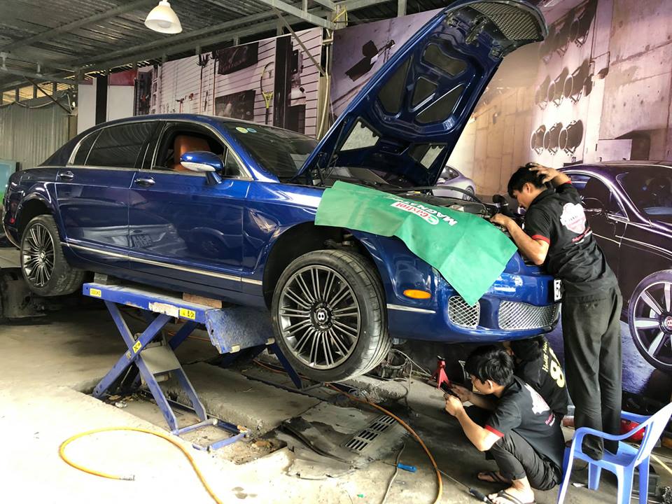 Bảng Hạn Mức Bảo Dưỡng Ô Tô Định Kỳ Bảo Dưỡng Ô Tô Định Kỳ: Bảng Hạn Mức Bảo Dưỡng Ô Tô Định Kỳ, Liệt Kê Các Hạng Mục Kiểm Tra Và Thay Thế Theo Các Mốc 5000Km, 10000Km, 20000Km, 40000Km Và 80000Km.